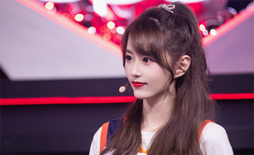 2019解说nba女主持_腾讯视频nba女解说小楠_nba女解说