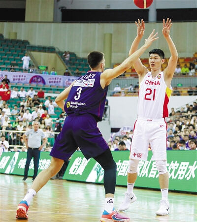 2023年男篮世界杯：中国男篮抵达马尼拉，备战阵容揭晓