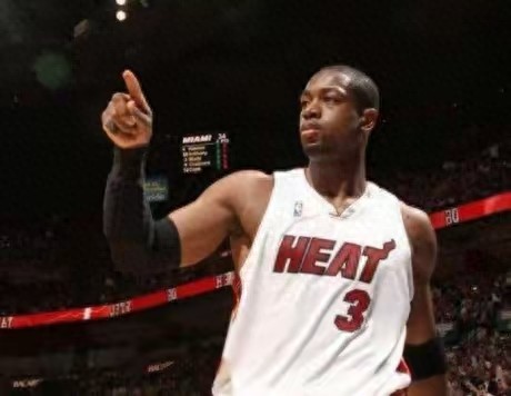 nba土豪线_nba球员的豪宅和豪车_NBA球员土豪