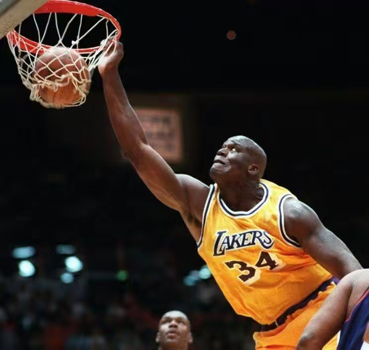 nba土豪线_nba球员的豪宅和豪车_NBA球员土豪