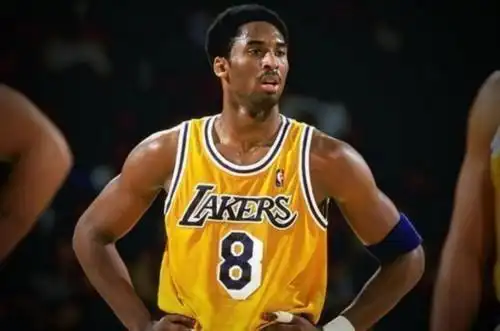 科比投篮集锦_科比投篮壁纸_NBA投科比