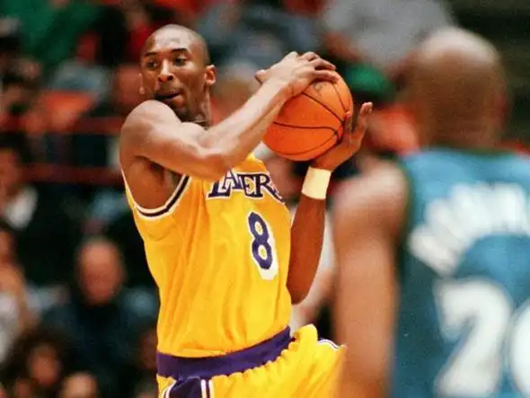 科比投篮集锦_科比投篮壁纸_NBA投科比
