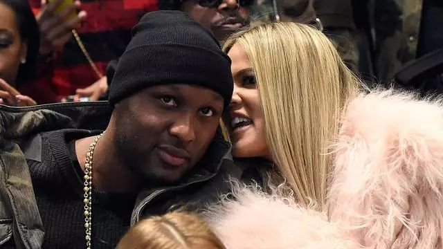 科比手环正品多少钱_NBA科比的手_科比手机屏保