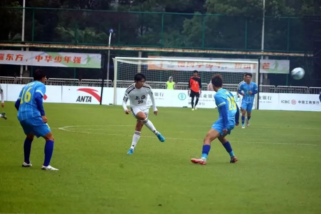 小胸适合穿a杯还是b杯_播放刘世界_小刘世界杯