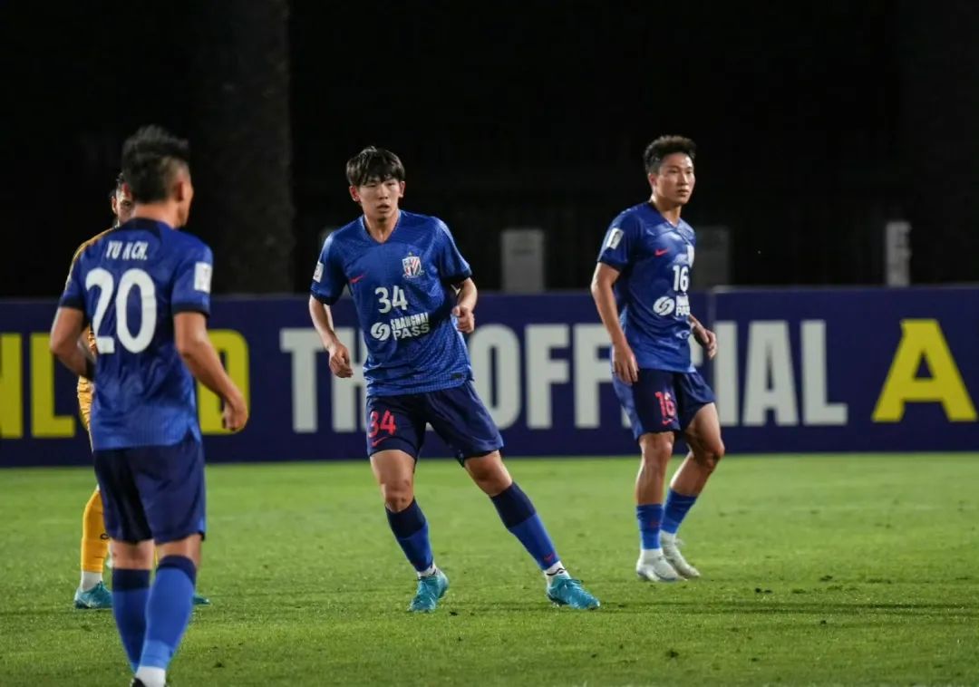 小胸适合穿a杯还是b杯_播放刘世界_小刘世界杯