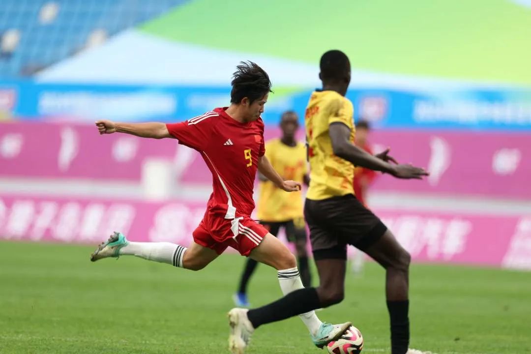 播放刘世界_小胸适合穿a杯还是b杯_小刘世界杯