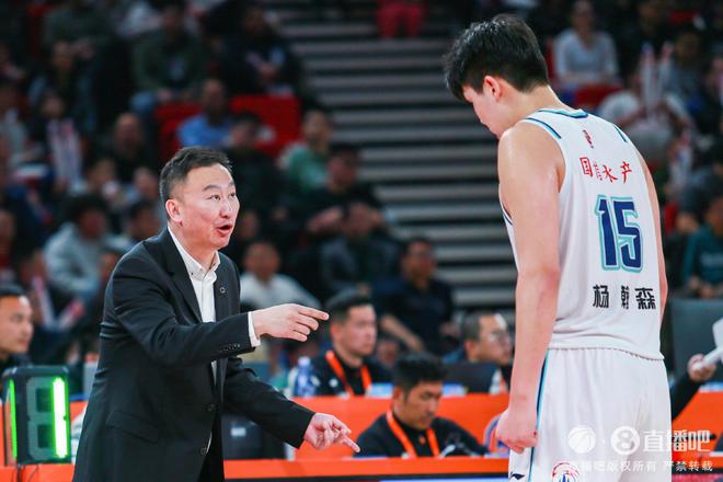 城市小资产阶级包括哪些人_NBA最小的城市_NBA最小的城市