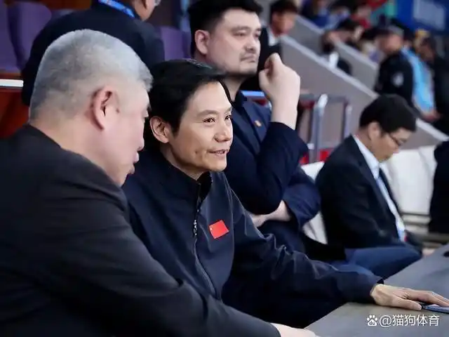 cba季赛什么时候开始_cba全明星星锐赛_cba赛场广告