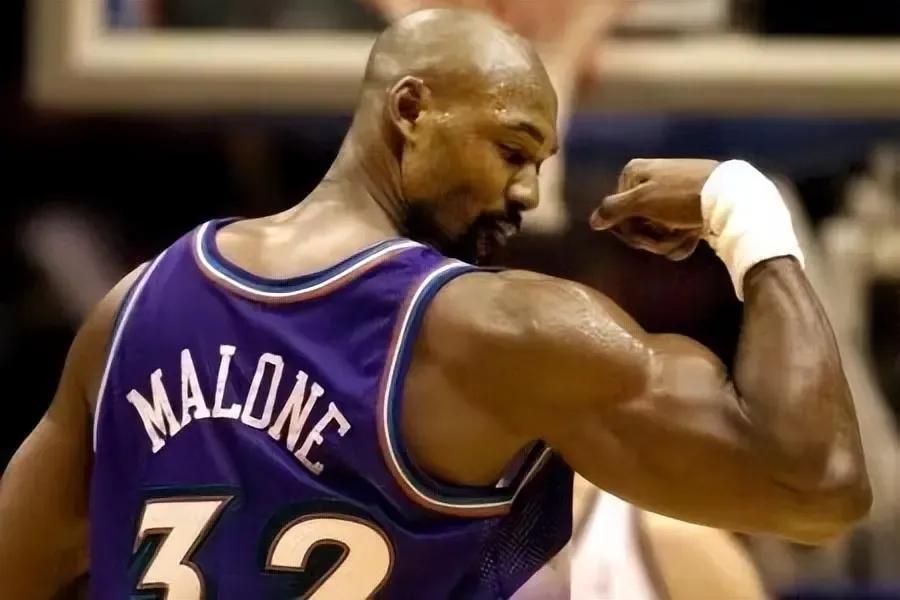前锋大将军_NBA2016十大大前锋_前锋大炮怎么了