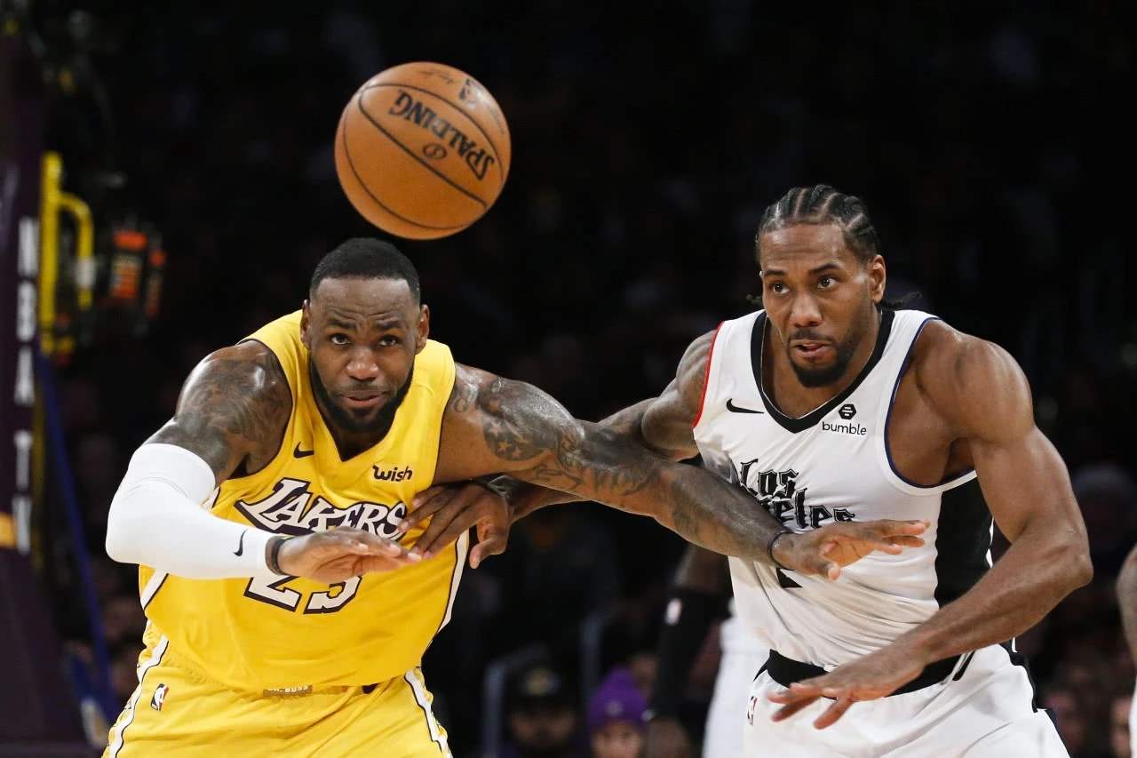 托尼-斯内尔与丹尼-阿维迪亚：NBA高薪低能球员的表现与数据分析