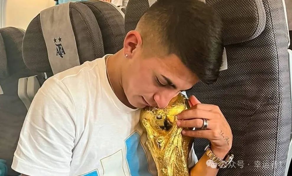 足球世界杯决赛圈_球赛决赛_世界杯球决赛