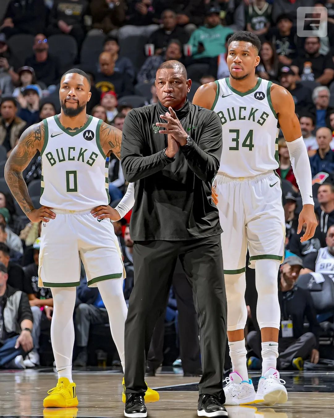 nba主场地板壁纸_nba主场地板logo_nba主场地板