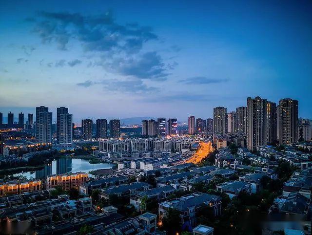 龙兴世界杯足球赛地址_龙兴世界杯_龙兴杯业