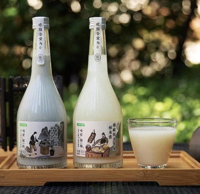 卡塔尔世界杯冬季特色夜宵热销：热红酒、围炉套餐、人参熬夜水成新宠