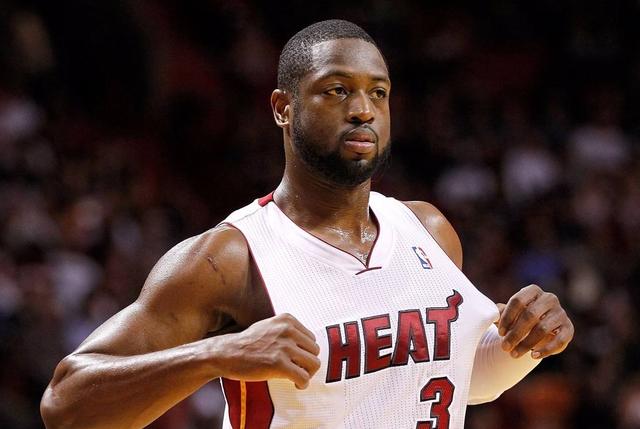 NBA球星签下终身合同有多难？历史仅5人，科比都没拿到！