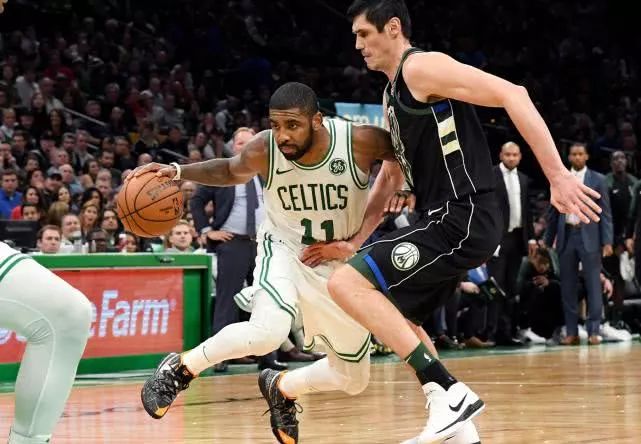 上篮步法_NBA三步上篮动图_soma步上篮