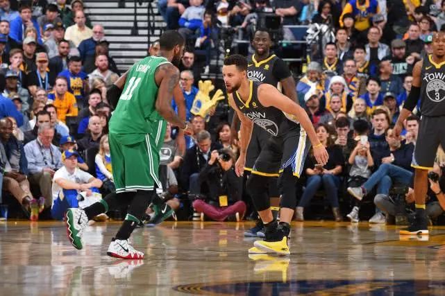 上篮步法_NBA三步上篮动图_soma步上篮