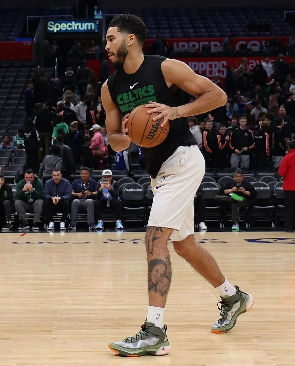 投票明星帮助儿童的综艺叫什么_微博怎么投票明星_nba全明星投票