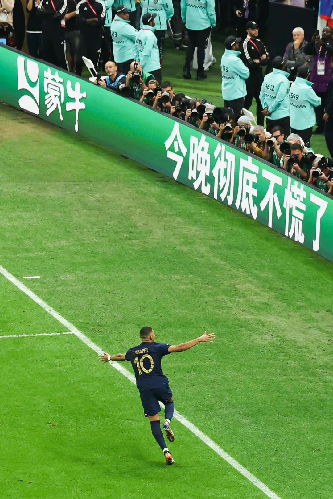 世界杯奖杯名字_世界杯78名_世界杯奖杯定名