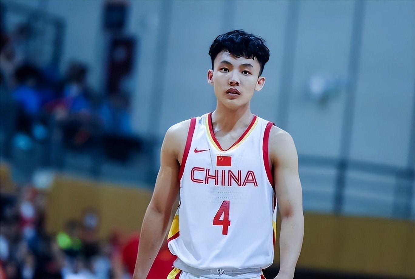 绝杀广东的那个叫什么名字_CBA绝杀广东_cba广州绝杀