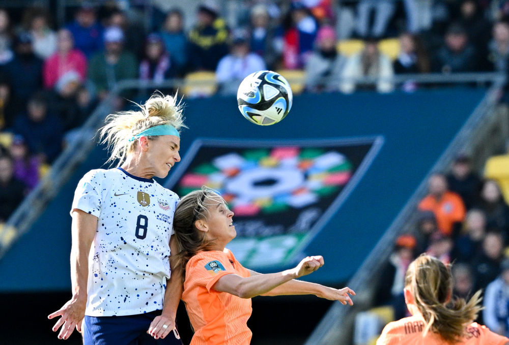 2023女足世界杯焦点战：美国队与荷兰队的激烈对决