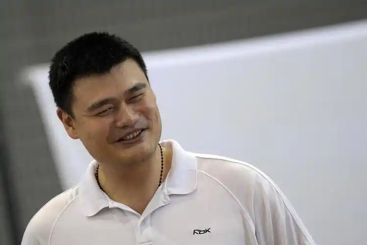 球员有谁_球员有NBA总冠军奖杯给球队_NBA球员有多少