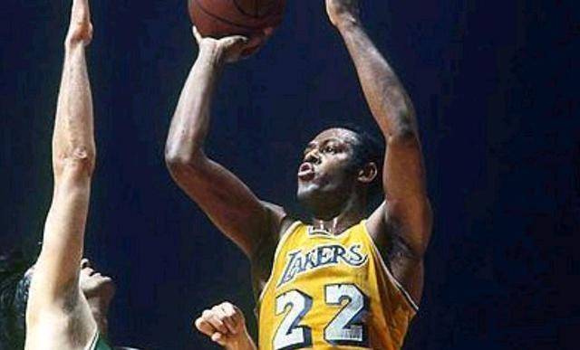 历史nba谁最高_nba历史最佳防守阵容_nba历史得分排名