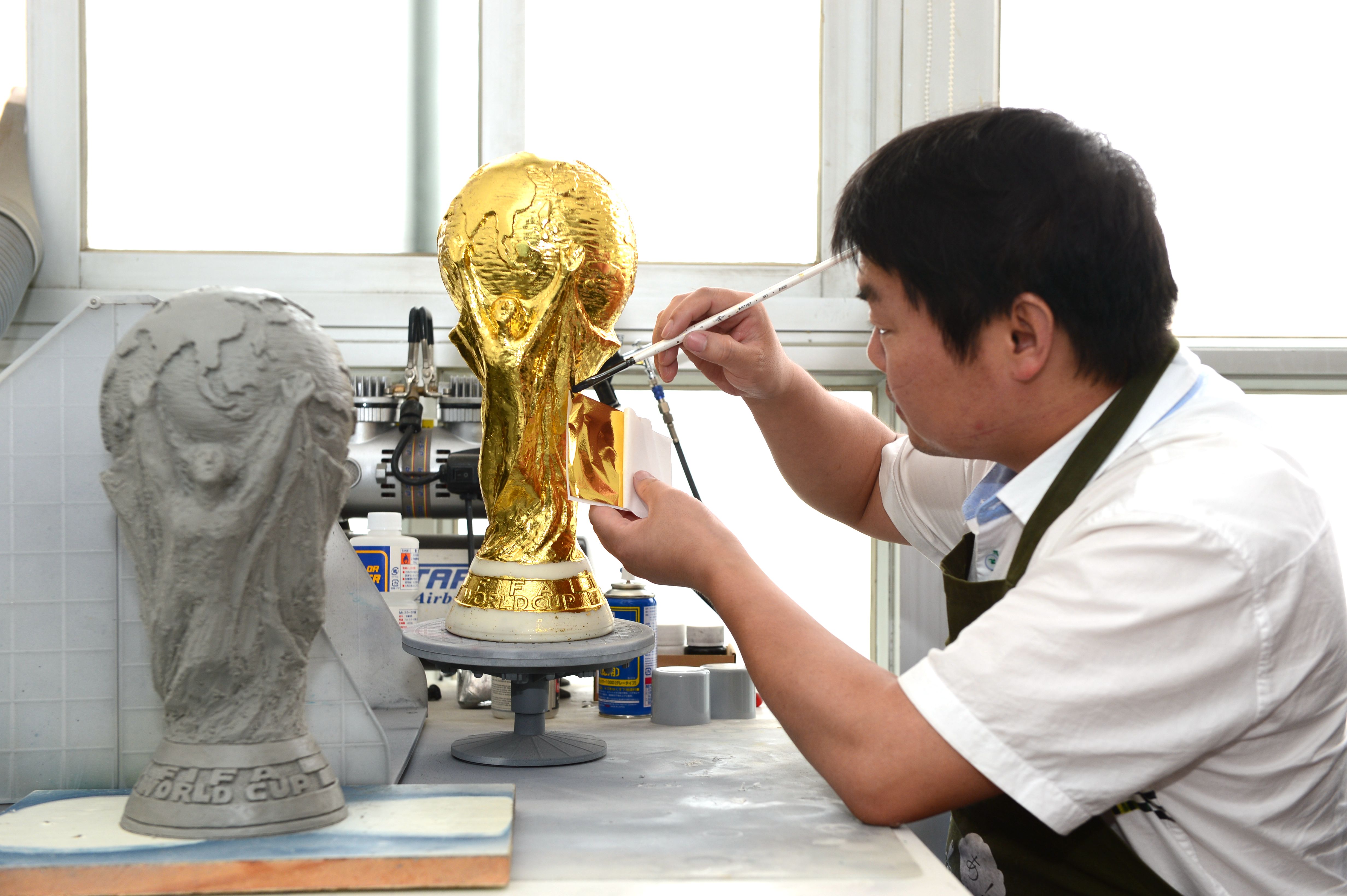 西安赤子数字科技打造3D大力神杯，展现中国制造与世界杯魅力
