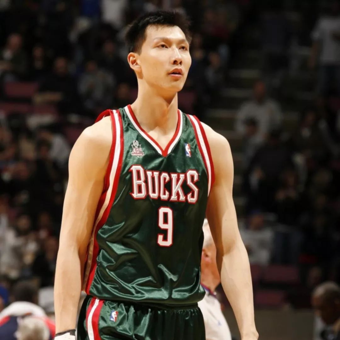 易建联NBA首发_易建联nba是首发吗_nba的易建联