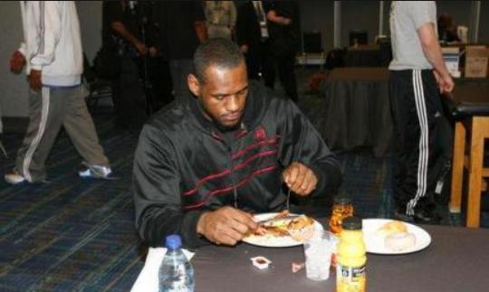 鸡说nba为什么不更新了_鸡说nba全集_鸡说nba