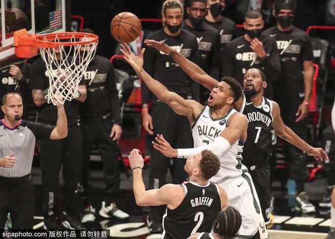 2021-22赛季NBA赛程公布：82场常规赛恢复，庆祝联盟75周年
