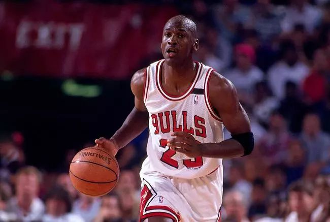 得分后卫NBA_后卫得分榜_后卫得分重要还是助攻重要