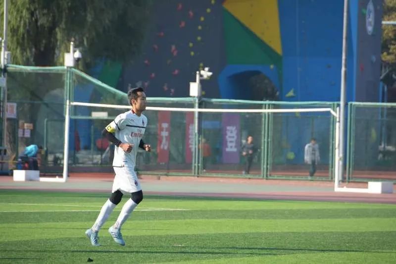 热爱世界杯_热爱世界什么意思_热爱世界更热爱你小说免费阅读