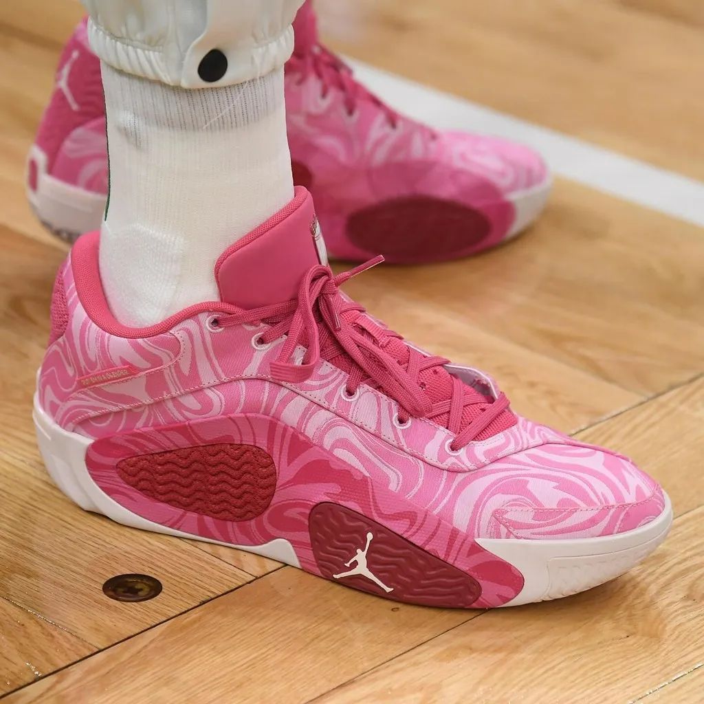 脚上长鸡眼怎么治疗能根除_脚上起小水泡很痒是怎么回事_nba 上脚
