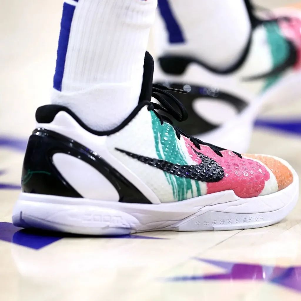 脚上长了像水泡一样的是什么_nba 上脚_脚上有很多红色的小红斑点