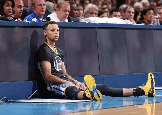 NBA库里12版_库里版画_库里版地铁跑酷