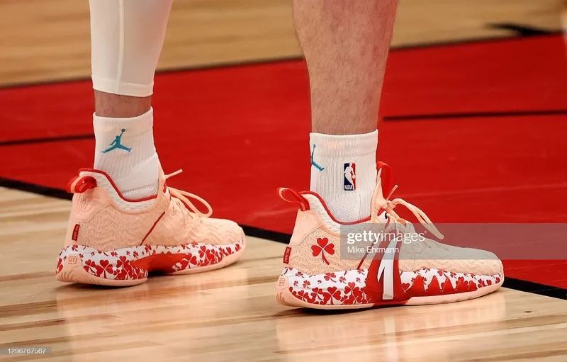 李宁nba签约球员_李宁NBA球员_nba李宁