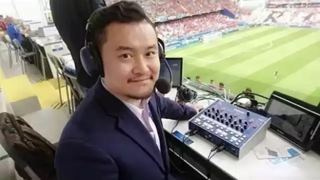 梅西终圆梦！阿根廷36年后再夺世界杯冠军，贺炜深情解说回顾历史瞬间