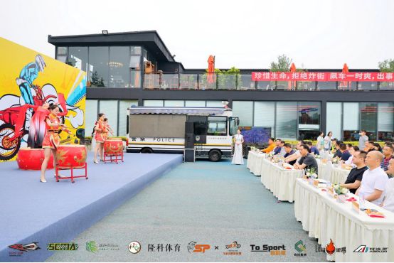 汽车 世界杯_世界杯汽车大奖赛_汽车世界