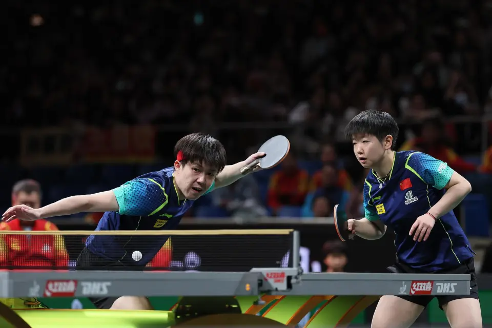2024年国际乒联混合团体世界杯：国乒8比1大胜罗马尼亚晋级决赛