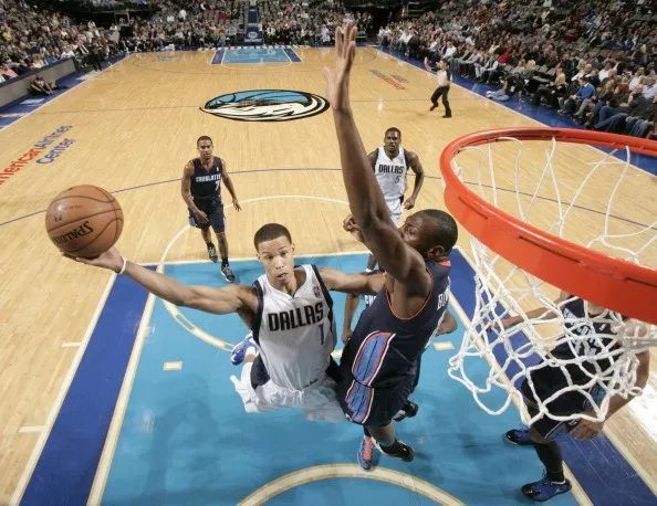 拉金黄色的屎是怎么回事_NBA拉金_拉金大厦