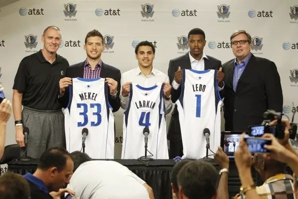 拉金大厦_NBA拉金_拉金黄色的屎是怎么回事