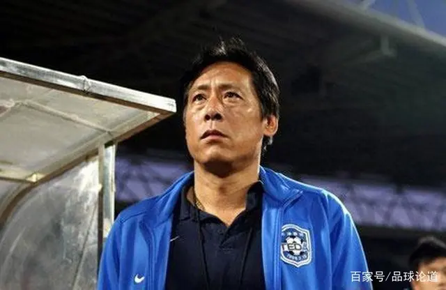 左树声：天津足球传奇，国家队队长的辉煌生涯与左氏三雄的足球故事