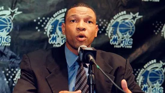 nba保罗乔治表情包_保罗乔治搞怪图片_保罗乔治表情包带字