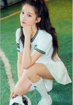 戚薇谈世界杯_戚薇杯子_戚薇访谈