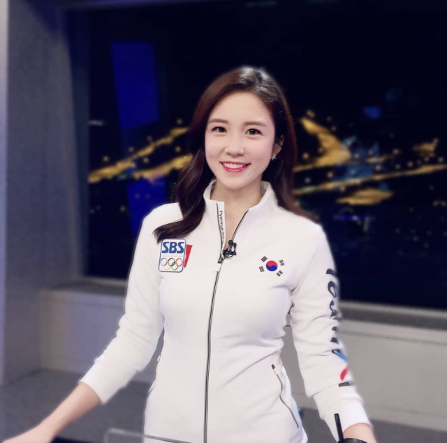 解说杯女世界冠军是谁_世界杯女解说_2021世界赛女解说